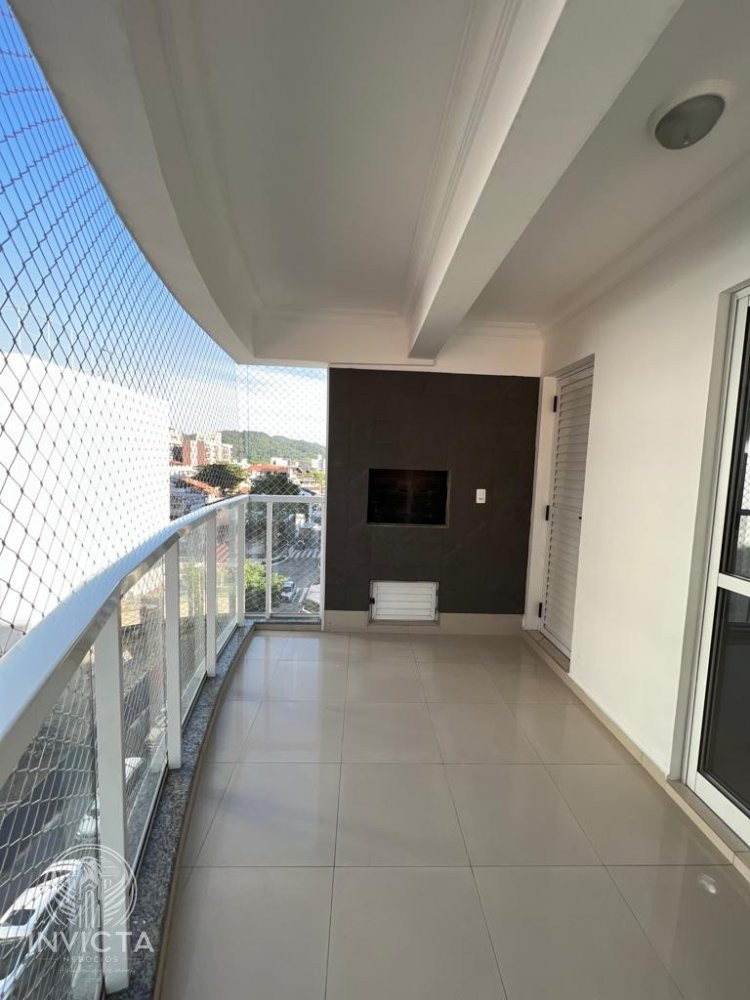 Apartamento  venda  no Barra Sul - Balnerio Cambori, SC. Imveis