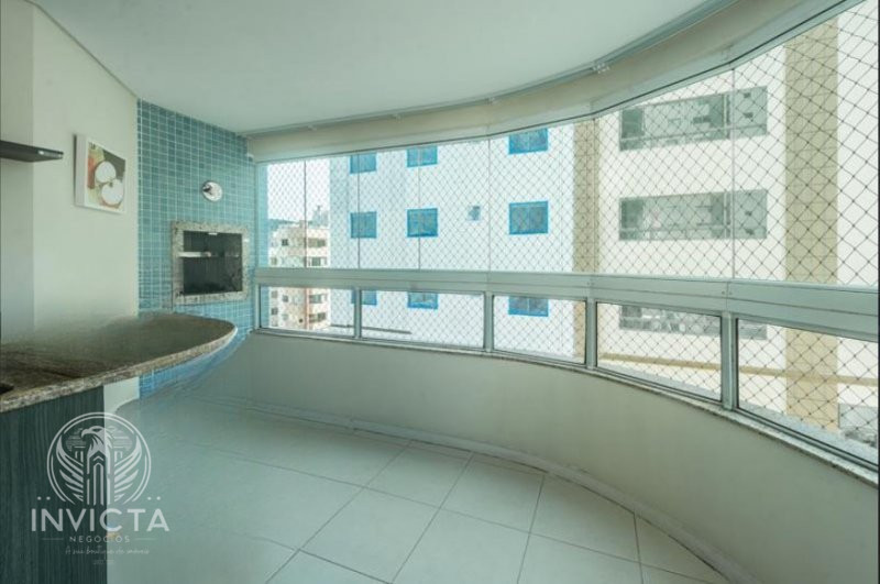 Apartamento  venda  no Centro - Balnerio Cambori, SC. Imveis