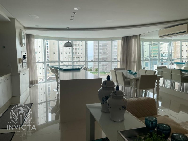 Apartamento  venda  no Centro - Balnerio Cambori, SC. Imveis