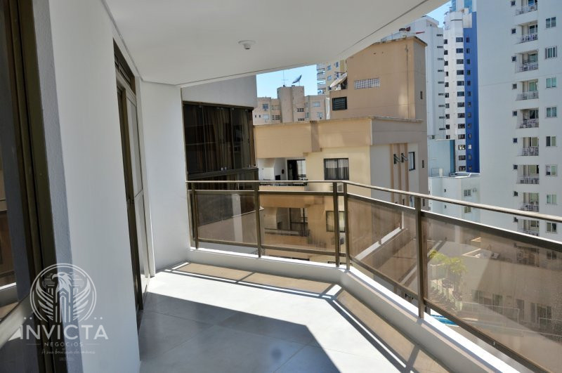 Apartamento  venda  no Barra Sul - Balnerio Cambori, SC. Imveis