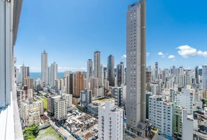 Apartamento  venda  no Centro - Balnerio Cambori, SC. Imveis