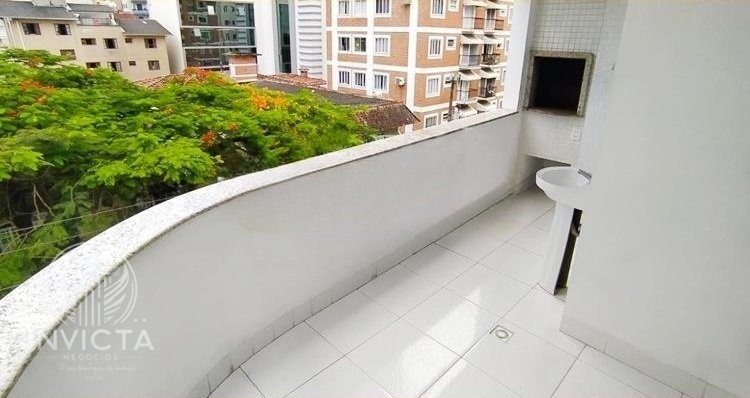 Apartamento  venda  no Centro - Balnerio Cambori, SC. Imveis