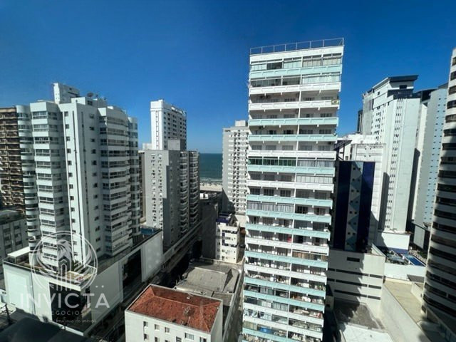 Apartamento  venda  no Centro - Balnerio Cambori, SC. Imveis