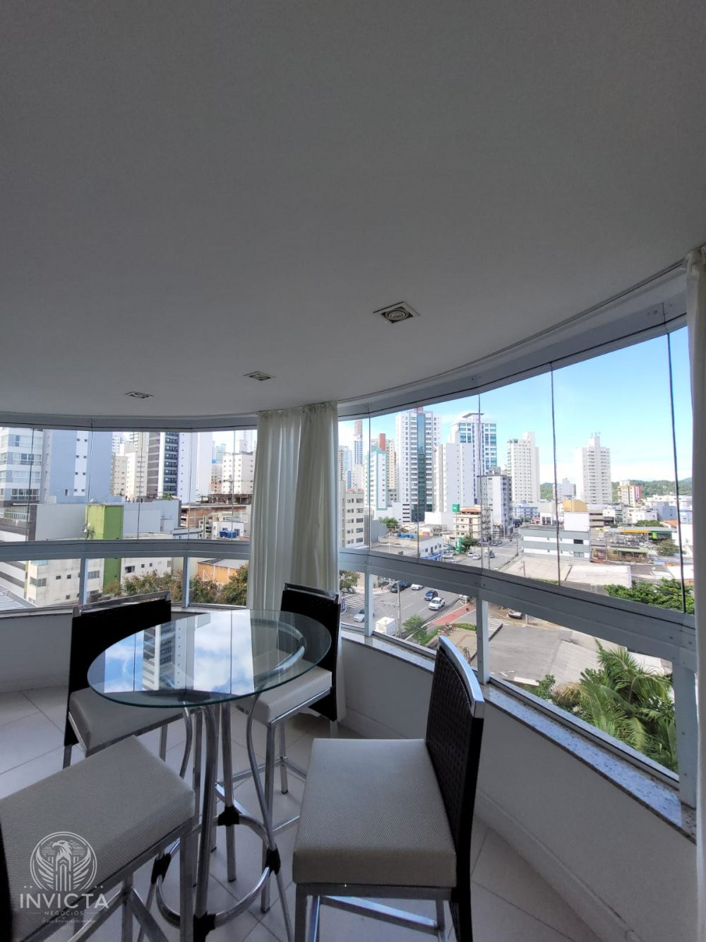 Apartamento  venda  no Barra Sul - Balnerio Cambori, SC. Imveis