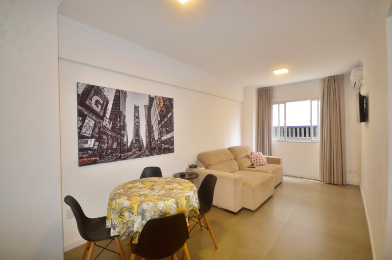 Apartamento - Venda - Centro - Balnerio Cambori - SC